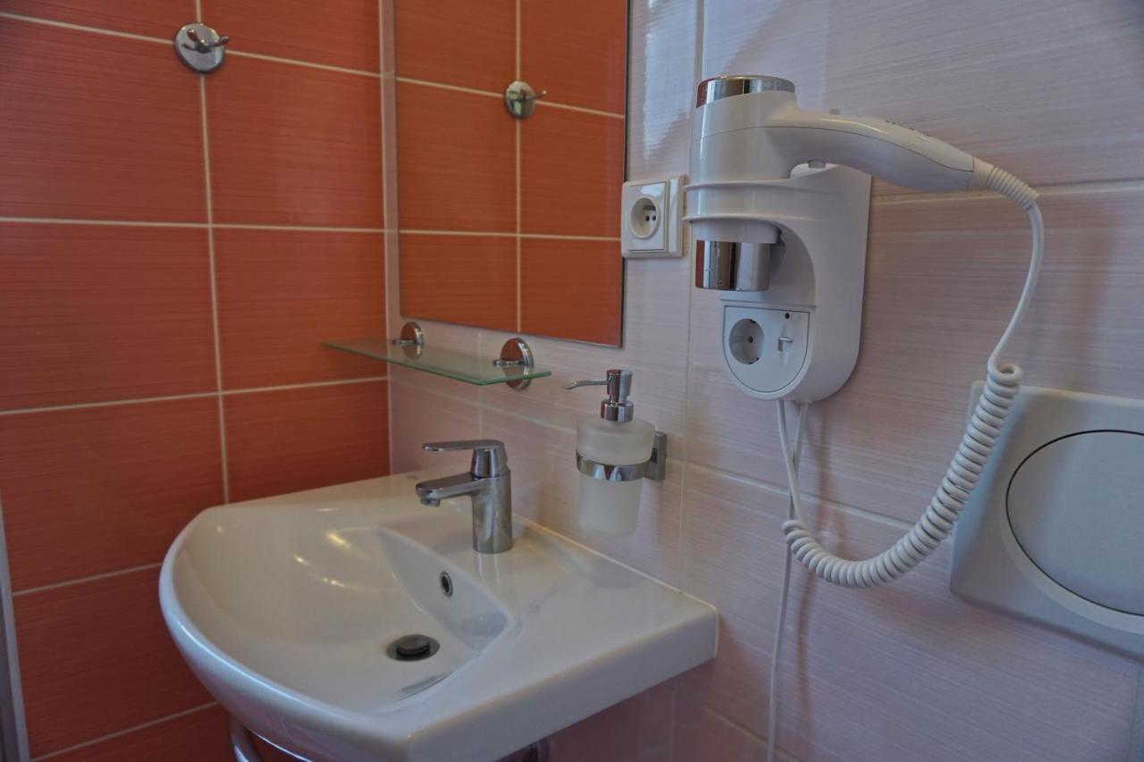 Penzion U Bohusa Lednice Dış mekan fotoğraf